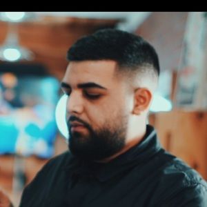 Meet your Posher, Jonathan